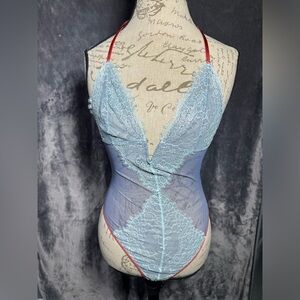 Victoria’s Secret lace Bodysuit size M